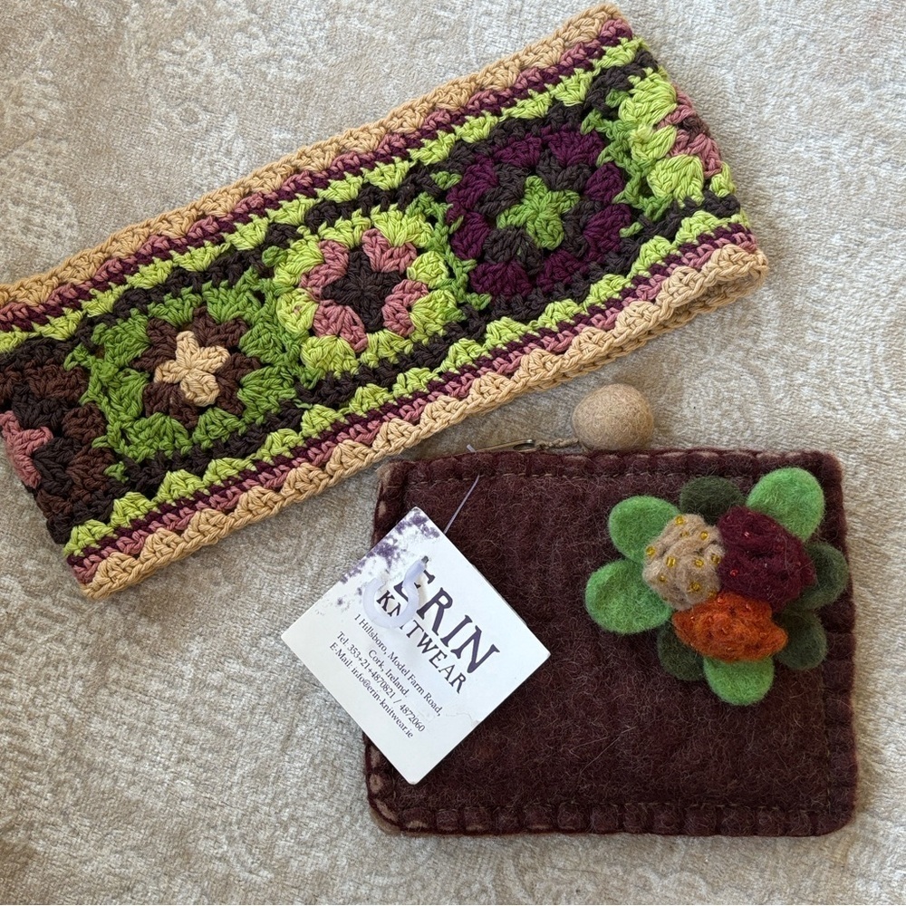 Brand New Erin Knitwear Handmade Wool Zip Coin Pouch & Granny Square Earband